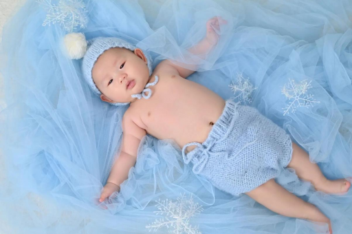 鸡西宝宝间歇性斜视